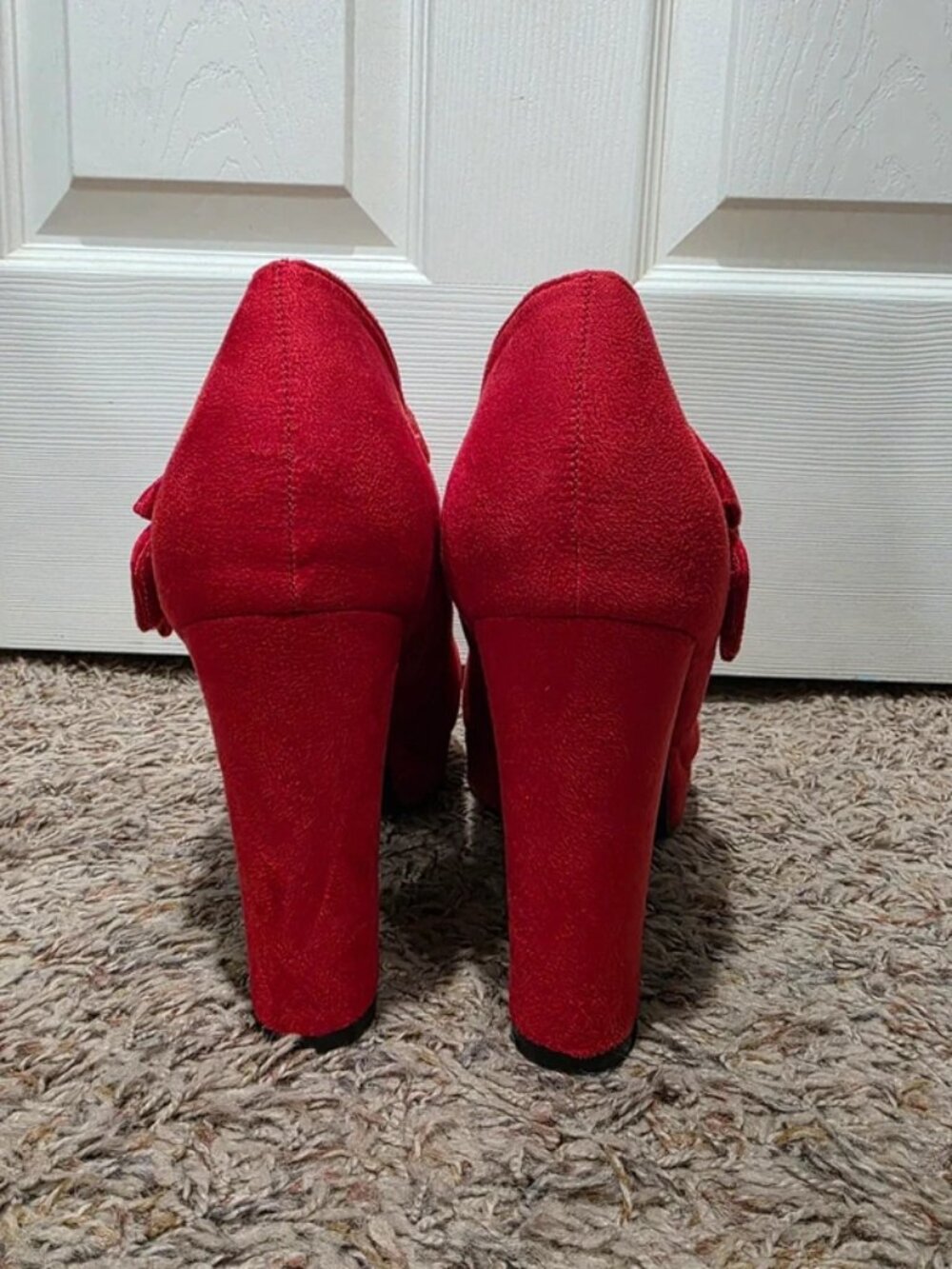 Red Heels - Picture 2 of 3